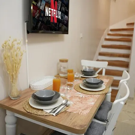 Triplex House In Cihangir 아파트 *