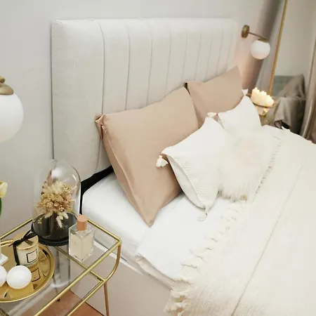 Triplex House In Cihangir *